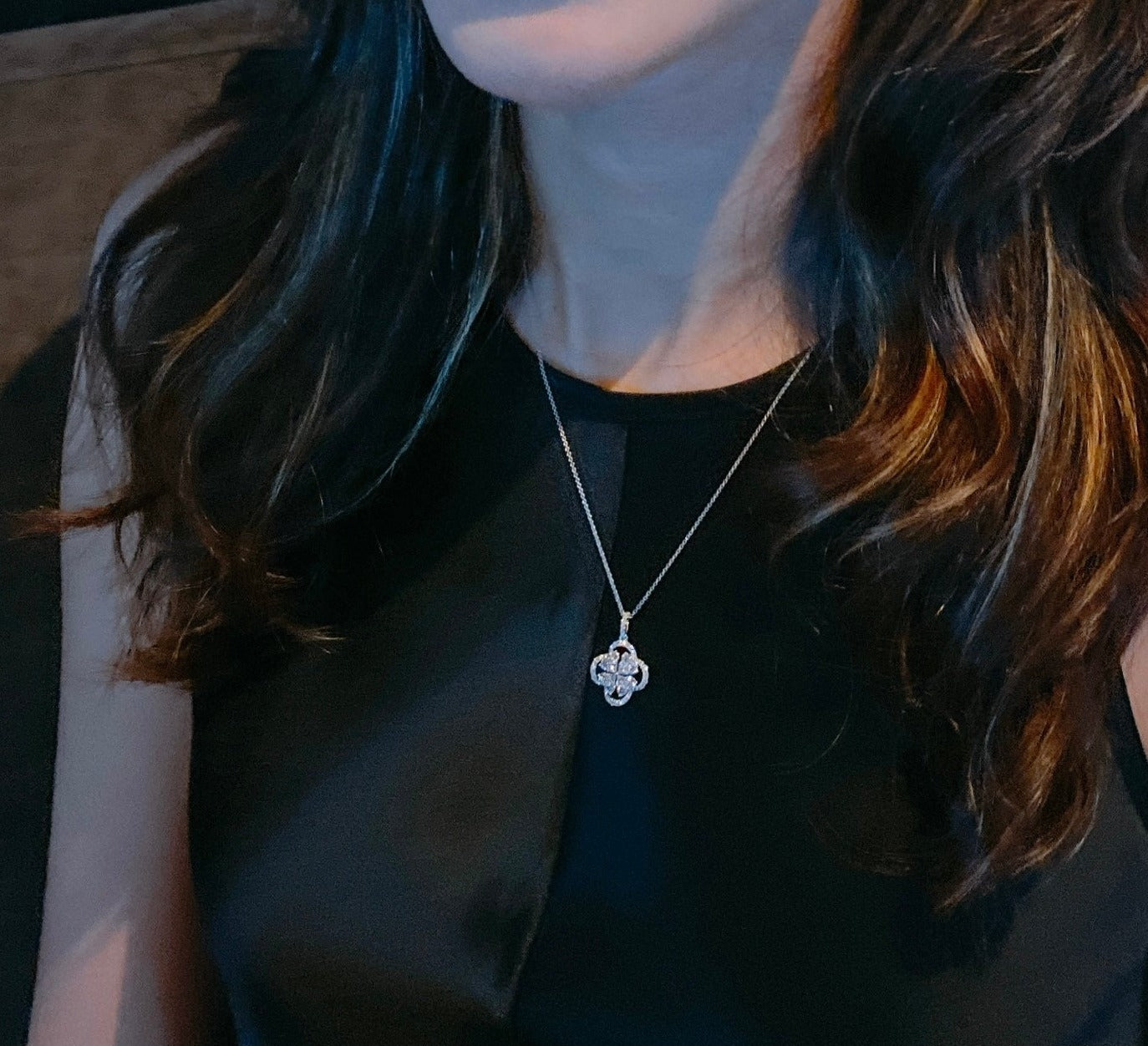 Daybreak Clover Pendant - Van Cleef Necklace