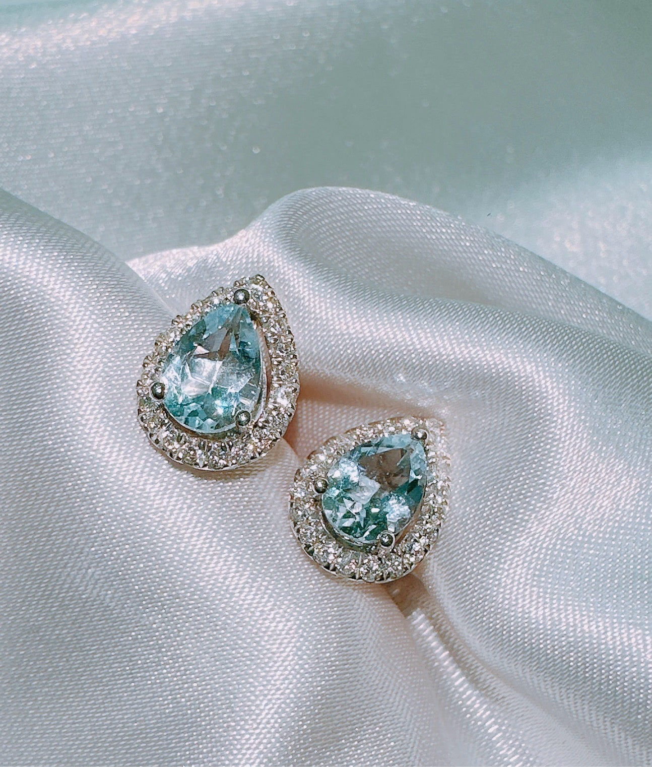 Lunar Droplet Earrings (Aquamarine)